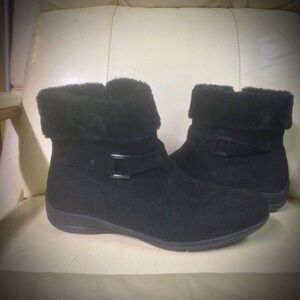 Womens ALPINEWOODS  Black Suede ZipUp Ankle Boots Size 10